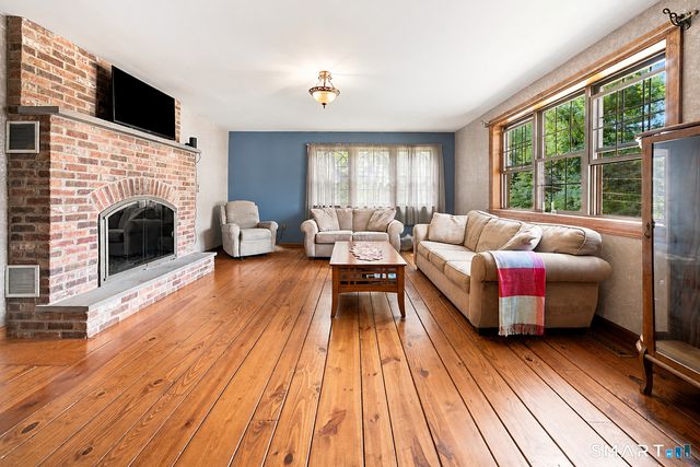 6 Miller Road, Vernon, CT 06066