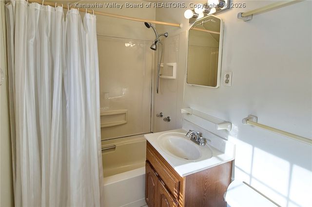 4203 Venable Avenue, Charleston, WV 25304