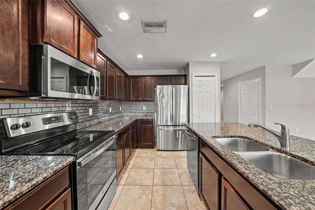 5042 CHIPOTLE LANE, Wesley Chapel, FL 33544