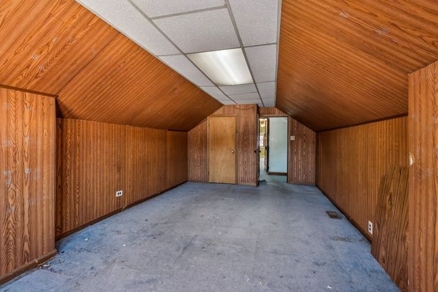 3025 N Nagle Avenue, Chicago, IL 60634