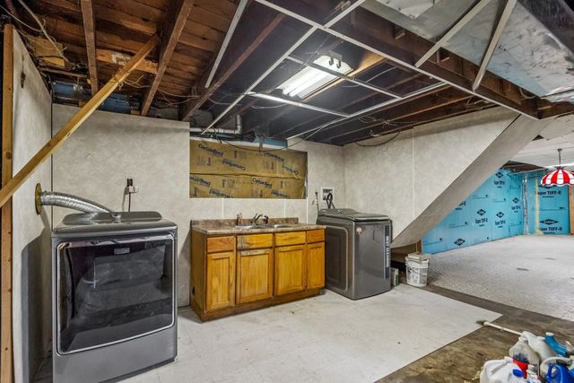 3025 N Nagle Avenue, Chicago, IL 60634