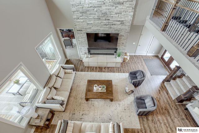 18889 Patrick Circle, Omaha, NE 68022