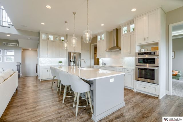 18889 Patrick Circle, Omaha, NE 68022