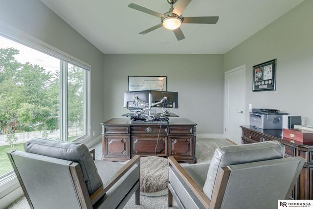 18889 Patrick Circle, Omaha, NE 68022