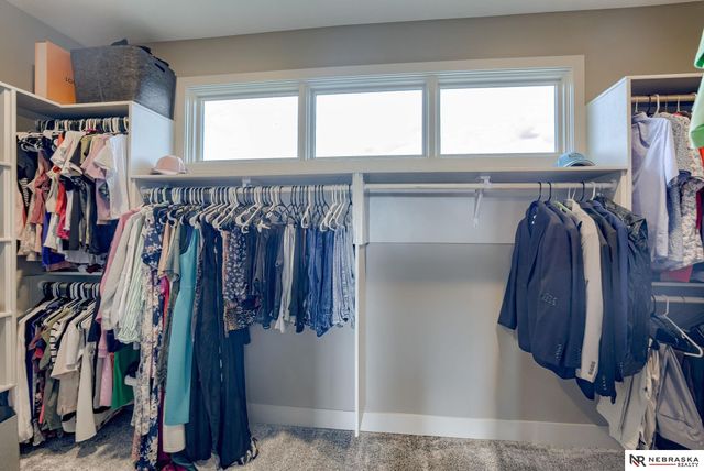 18889 Patrick Circle, Omaha, NE 68022