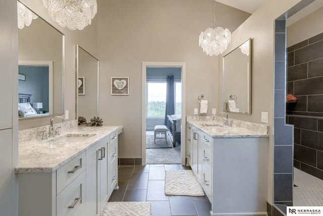 18889 Patrick Circle, Omaha, NE 68022