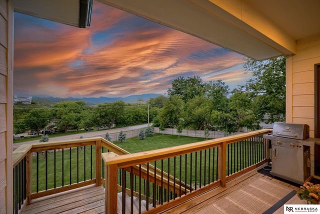 18889 Patrick Circle, Omaha, NE 68022