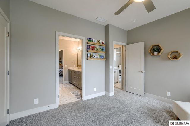 18889 Patrick Circle, Omaha, NE 68022