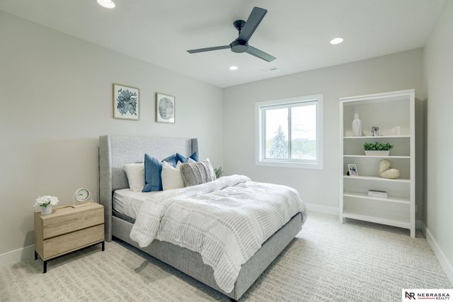 18889 Patrick Circle, Omaha, NE 68022