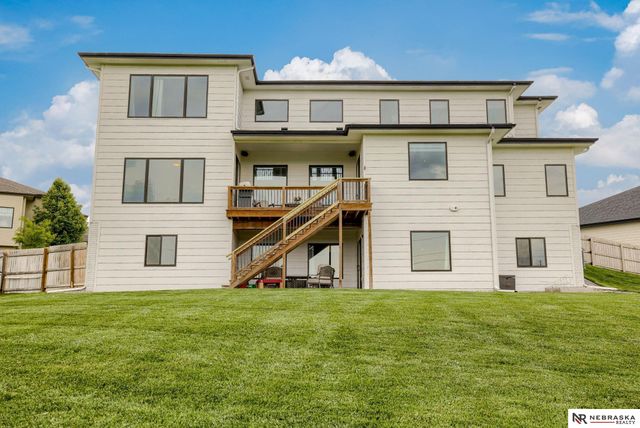 18889 Patrick Circle, Omaha, NE 68022