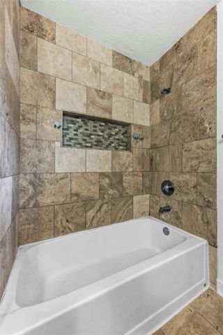 1909 Crooked LN, Austin, TX 78741