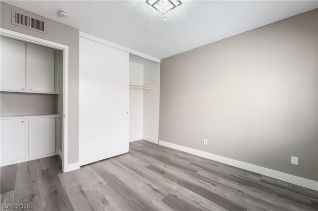 5375 Chestnut Street, Las Vegas, NV 89119