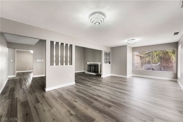 5375 Chestnut Street, Las Vegas, NV 89119