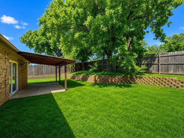 5617 Espanola Drive, Arlington, TX 76017