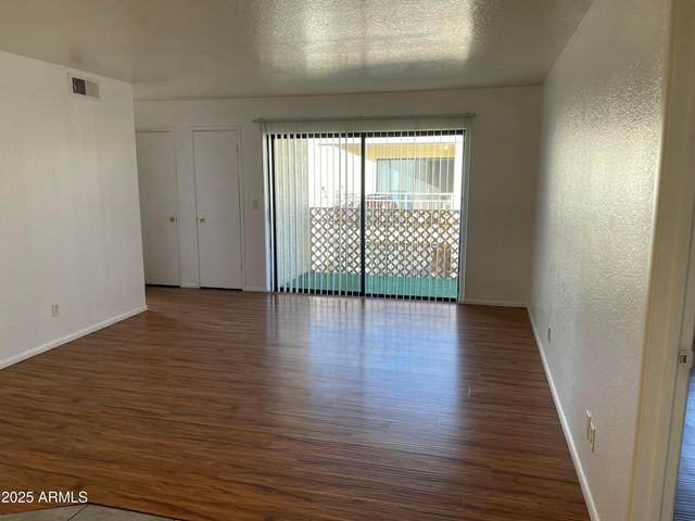 16635 N Cave Creek Road Unit 213, Phoenix, AZ 85032