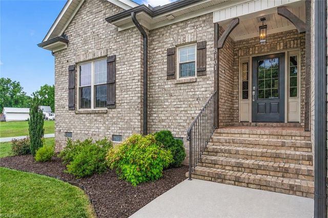 8101 Joseph Weston Court, Greensboro, NC 27455