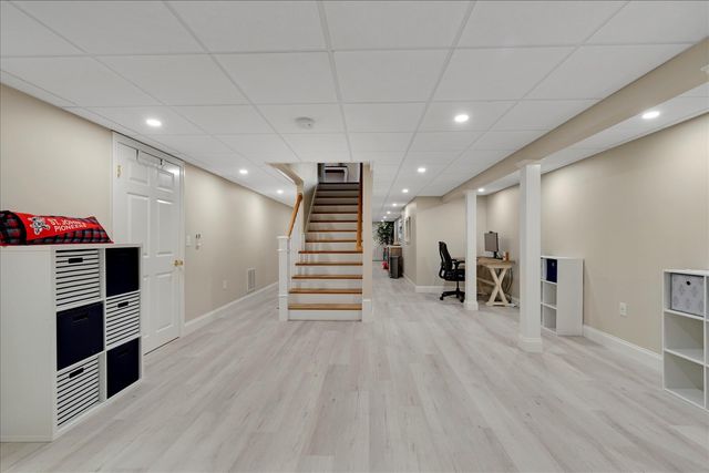 68 Sea Meadow Drive, East Dennis, MA 02641