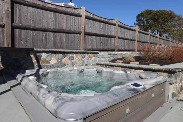 68 Sea Meadow Drive, East Dennis, MA 02641