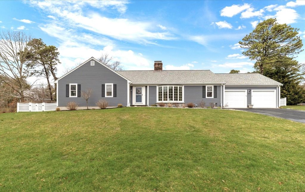 68 Sea Meadow Drive, East Dennis, MA 02641