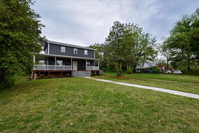 1530 Lafayette BLVD, Roanoke, VA 24017