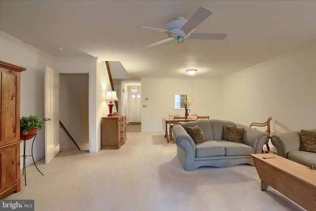 2057 E RALEIGH RD, Hummelstown, PA 17036