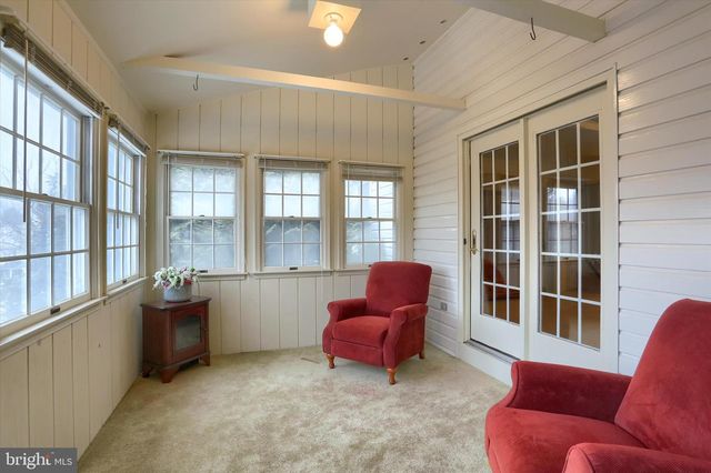 2057 E RALEIGH RD, Hummelstown, PA 17036