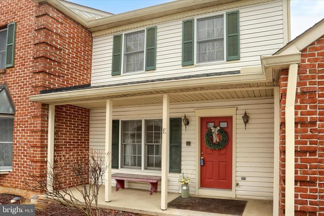 2057 E RALEIGH RD, Hummelstown, PA 17036