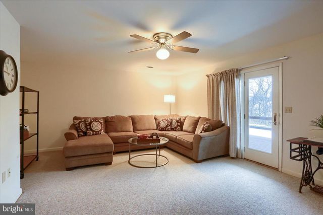 2057 E RALEIGH RD, Hummelstown, PA 17036