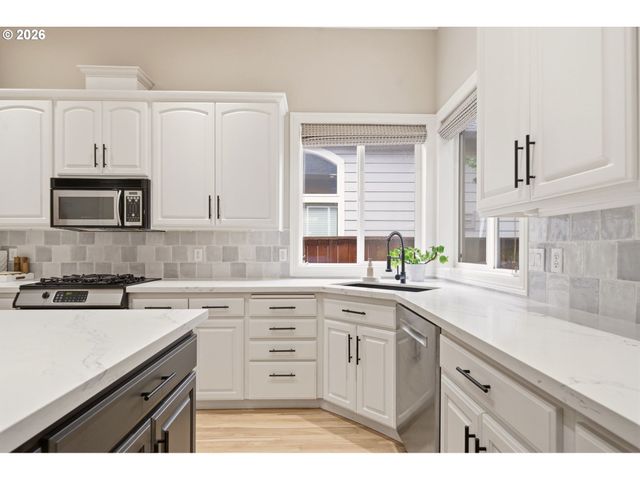 18009 Ne 25TH St, Vancouver, WA 98684