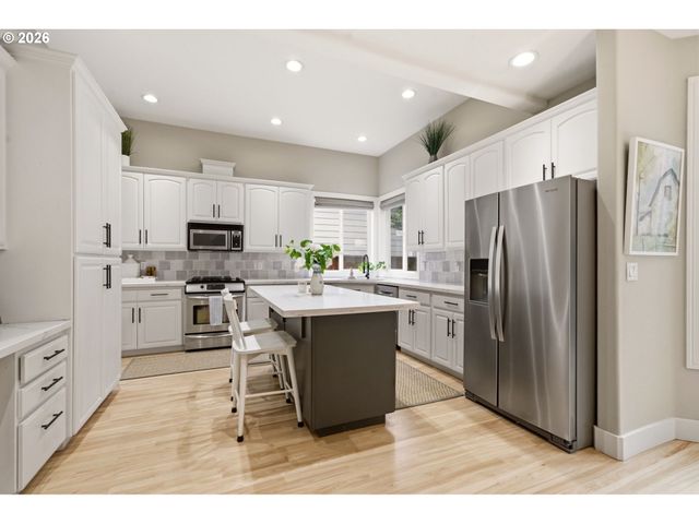 18009 Ne 25TH St, Vancouver, WA 98684