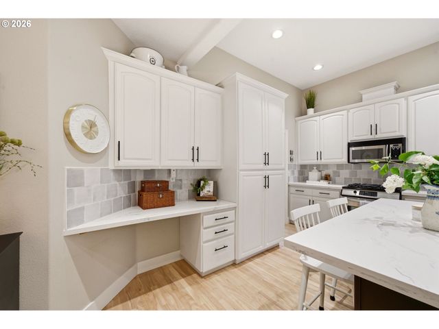 18009 Ne 25TH St, Vancouver, WA 98684