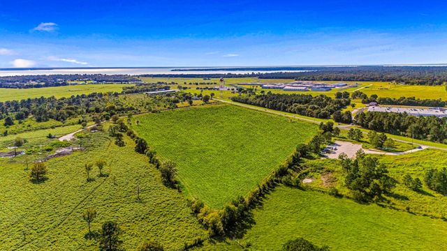 000 S Fm 350, Livingston, TX 77351