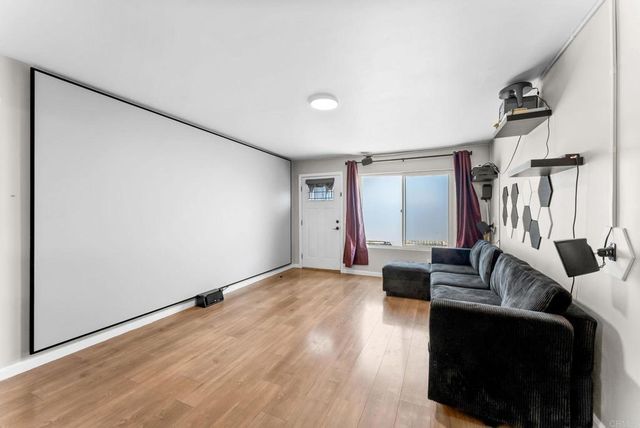 1623 Pentecost Way 3, San Diego, CA 92105