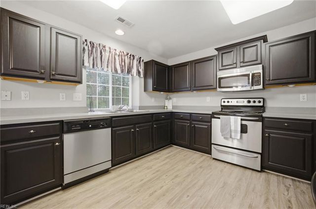 13418 Bentley Heath WAY, Carrollton, VA 23314