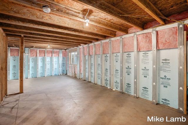 163 Grove Street, Sparta, MI 49345