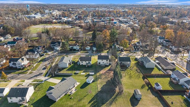 163 Grove Street, Sparta, MI 49345