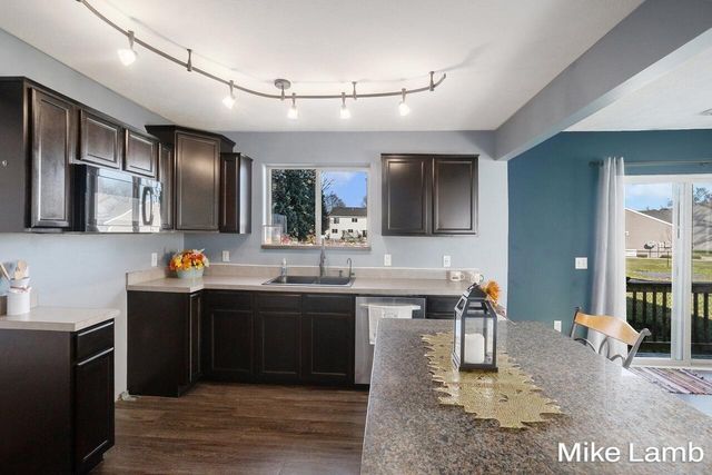 163 Grove Street, Sparta, MI 49345