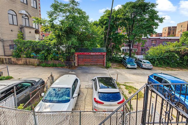 66-48 Booth Street, Rego Park, NY 11374