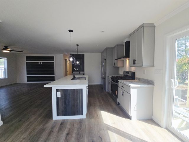 1 Granite Drive, North Hampton, NH 03862