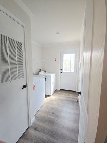 1 Granite Drive, North Hampton, NH 03862