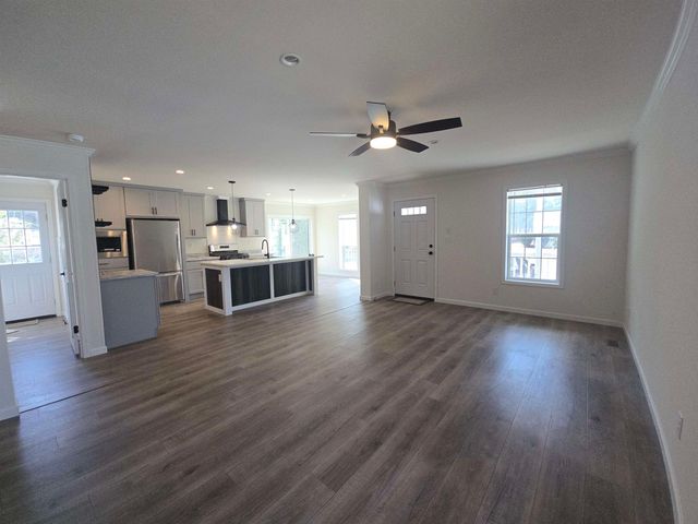 1 Granite Drive, North Hampton, NH 03862