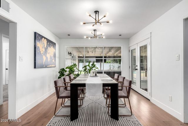 3839 E WHITTON Avenue, Phoenix, AZ 85018