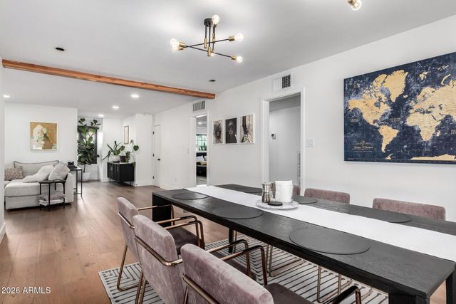 3839 E WHITTON Avenue, Phoenix, AZ 85018