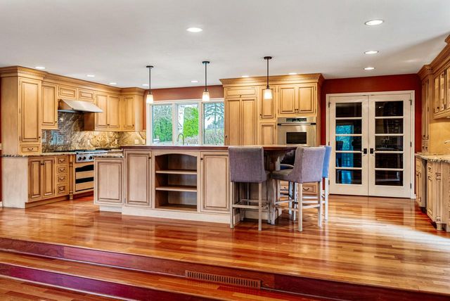 W3045 Old Highway 16, West Salem, WI 54669