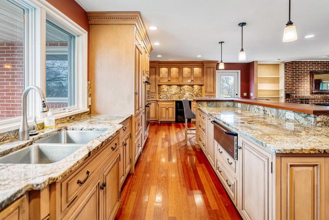 W3045 Old Highway 16, West Salem, WI 54669