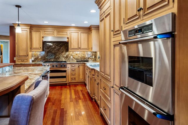 W3045 Old Highway 16, West Salem, WI 54669