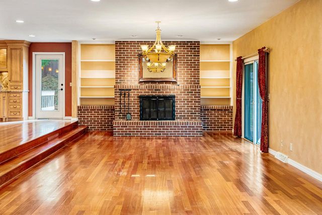 W3045 Old Highway 16, West Salem, WI 54669