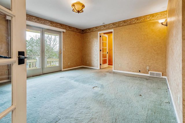 W3045 Old Highway 16, West Salem, WI 54669