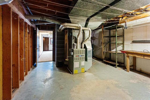 W3045 Old Highway 16, West Salem, WI 54669