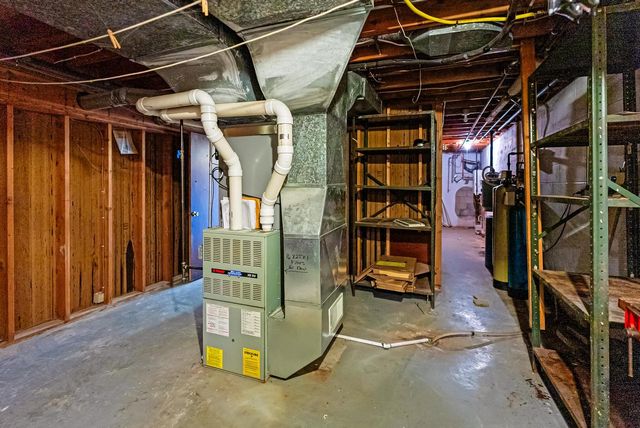 W3045 Old Highway 16, West Salem, WI 54669